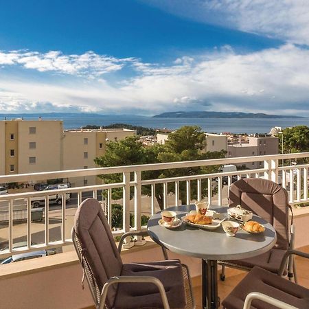 1 Bedroom Stunning Apartment In Makarska Esterno foto